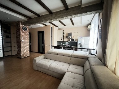 Оренда 2к квартира Нагорка, Севастопольська 1