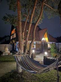 Будиночок біля лісу з САУНОЮ • тераса • зона барбекю (подобово)