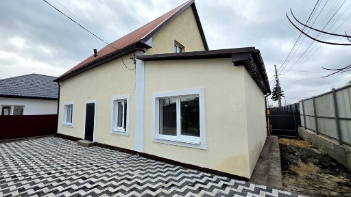 ЦЕНТР! ГАЗОВЕ ОПАЛЕННЯ ! Будинок 80 кв. м.на 4 сотках під чистову