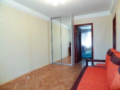 2к. бул. Николая Михновского 8а, м. Лыбидская-Зверинецкая.