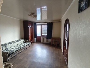 Однокімнатна квартира, вул. Крамаренка