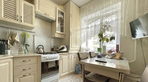 Продаж 2 кімнатної квартири по вулиці Бабкіна