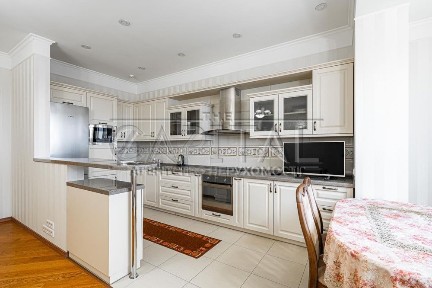 Продажа квартира ЖК <a href='/newbuilding/619/view/zk-panorama-na-pecerske'>Панорама на Печерске</a> Щорса 44, 105 м2 3 комнаты