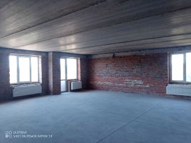 Продам квартиру 77м. кв Киев Броварской прп метро Лесная