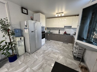 Здам 3х кімнатну квартиру. 8000грн.