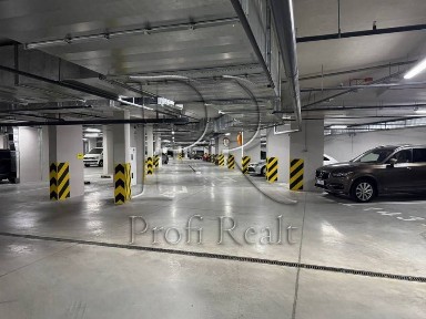 Продаж приміщення 1 кв. м. просторого паркомісця в ЖК Great