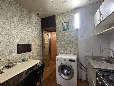 Двухкомнатная квартира на Варненской/сотая школа