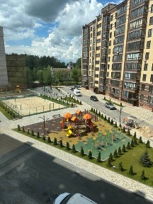 Продам двокімн. кв. 4 поверх 68 кв. Масани Жк Лісовий 2