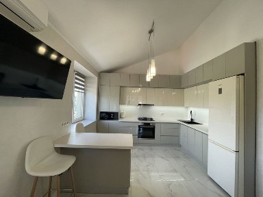 Продаж 4х кім. квартири по Другетів