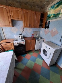 Оренда 2 кімнатна квартира 2/5 по вул. Патріотична (р-н. Аллеї роз)