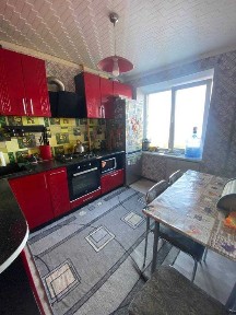 Продам квартиру, 4 кімнати, Черемушки