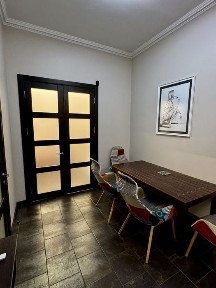 оренда салону, офісу або шоу руму в реконструйованій садибі Ріхерта