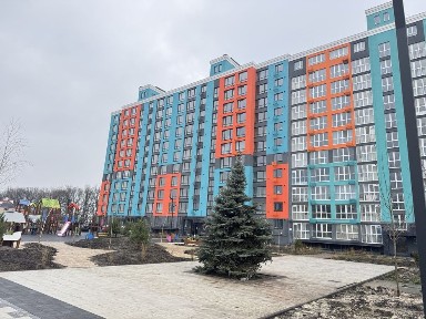 Квартира подобово в новобудові з евроремонтом, технікою.