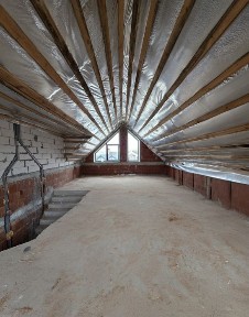 Продаж дуплексів в районі Вокзальної, поруч з річкою. Розтермінуваня