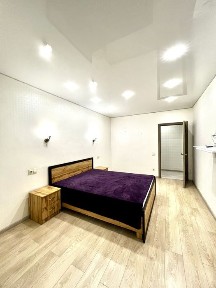 Продам 1-кімнатну квартиру в новобудові центр міста