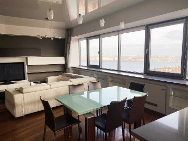 Продажа 4-комнатной квартиры 180 м², Дзерджинского (Соборный) ул.