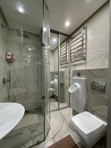 Продаж 4-кімнатної квартири 127 м², Василя Жуковського вул.