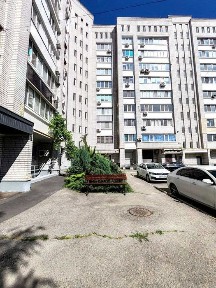 Продам квартиру в новом доме на Суворова.