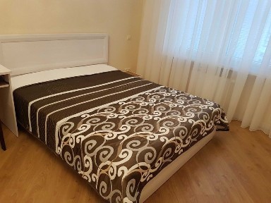 ГЕНЕРАТОР. Здам 1-кім. кв., Русової 3А, м.Осокорки 10хв. пішки