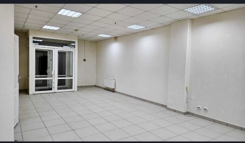 Аренда помещения свободного назначения Сумской рынок, ул. Тринклера 9.