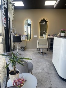 Продаж діючого бізнесу, студія краси