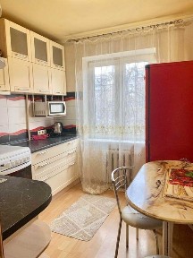 Сдам 2 комнатную квартиру. Газ.