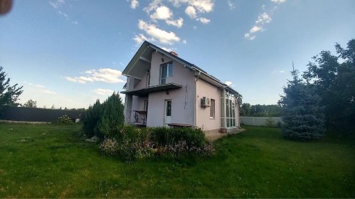 Продаж будинку в с. Требухів 2 пов. 137 кв. м