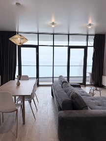 Продам квартиру с прямым видом на берегу моря на 13 стануции фонтана