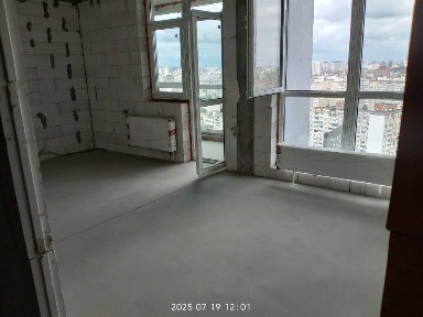 2к квартира без ремонту, 100м до м. Харківська, 84квм, можна під склад