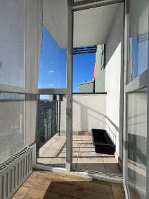 Квартира з ремонтом, Заселений ЖК, недалеко парк, недалеко центр