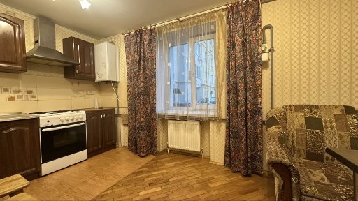 Довгосрокова оренда 1к по вулиці Свободи. Виставка