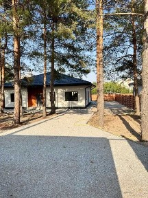 Гарний новий будинок біля річки 10/10