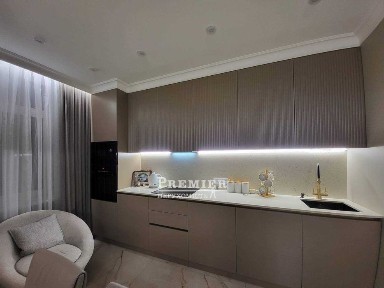 3 комнатная квартира 85 м2 Дорогой Ремонт в Кадоре