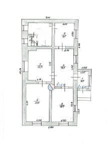 Дом с незаконченным ремонтом