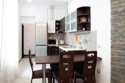 Охайна квартира біля парку