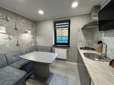 Частина будинку з гарним ремонтом