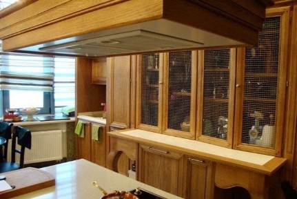 Днепр, Яворницкого ул., 3