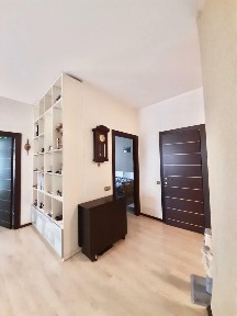 Продаж 3-кімнатної квартири 85 м², Карла Маркса ул., 002