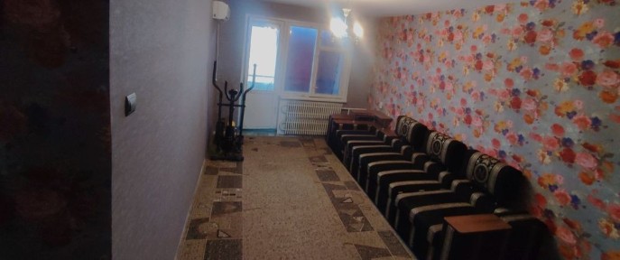 Продам 3 кімнатну квартиру