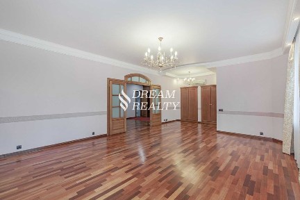 Оренда, вул. Івана Мазепи, 10, 4 кімнати, 155 м², Арсенальна, Печерськ