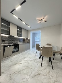 2 кімнатна квартира продаж Бам єр іо меблі техніка