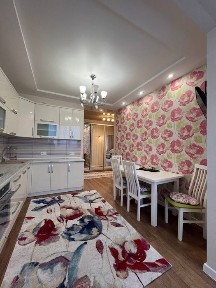 Оренда 2 км квартири в центрі міста