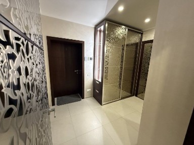 Аренда 3-комнатной квартиры 106 м², Василия Жуковского ул., 16