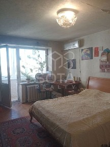 Простора 3к квартира, вул. Будівельників 27А, метро Дарниця пішки