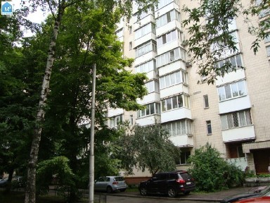 Киев, Бульварно-Кудрявская ул., 7Б