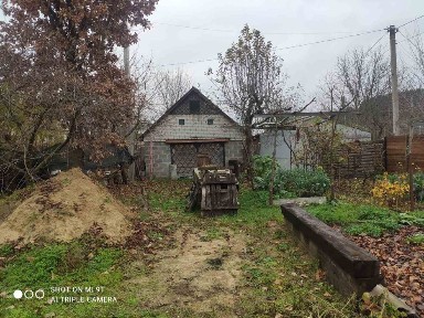 Юрівка, будинок -новобуд в центрі села