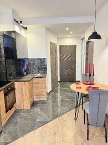 Сдам 2 ком квртиру в ЖК Пхтовый рабочая середина