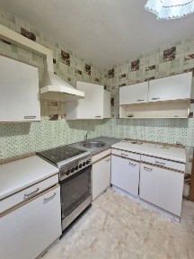 Продам двокімнатну квартиру в районі Ниви