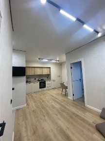 (Власник) квартира-студія з окремою спальнею неподалік «Променя»