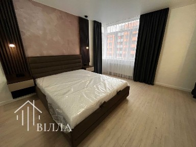 Продам однокімнатну квартиру з ремонтом в зданому будинку